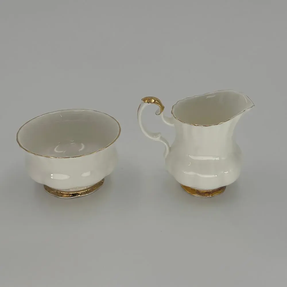 Royal Albert embodying heights
